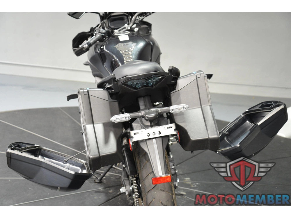 2023 Kawasaki Versys® 650 Lt alt