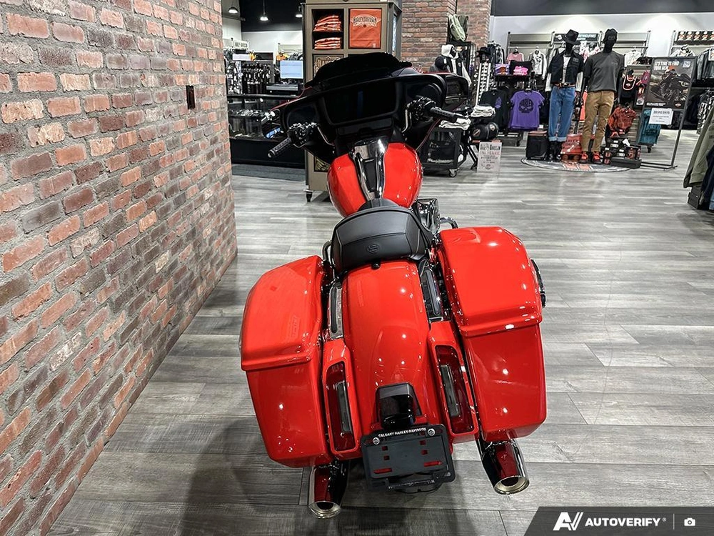 2026 Harley-davidson Street Glide alt