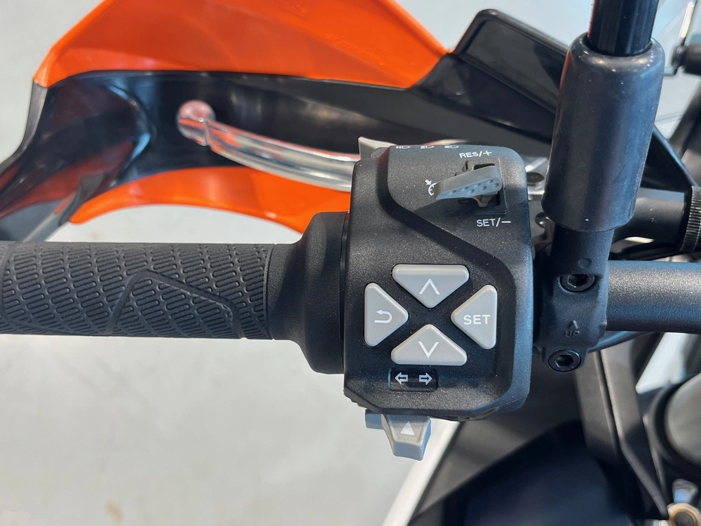 2026 Ktm 890 Adventure R alt