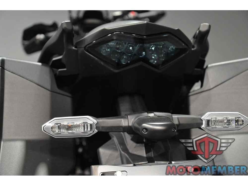 2023 Kawasaki Versys® 650 Lt alt
