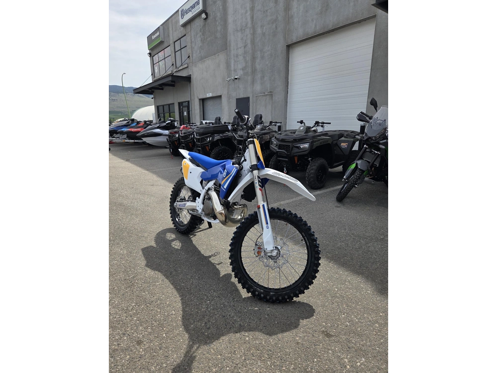 2025 Husqvarna Tc 300 alt