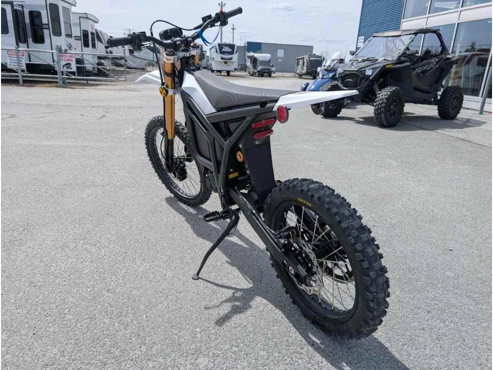 Talaria Komodo 2026 alt