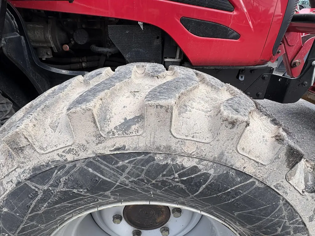 Mahindra 5010 2014