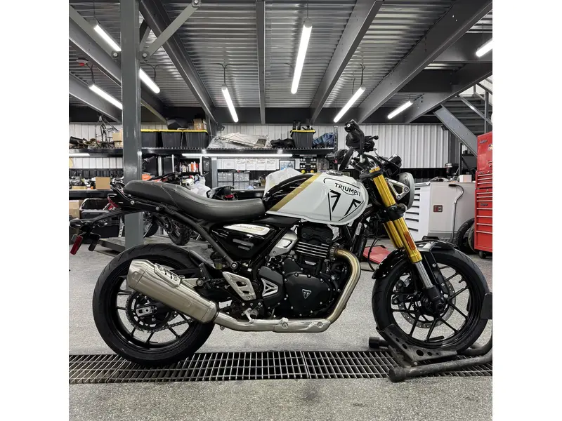 2026 Triumph SPEED 400 BLANC