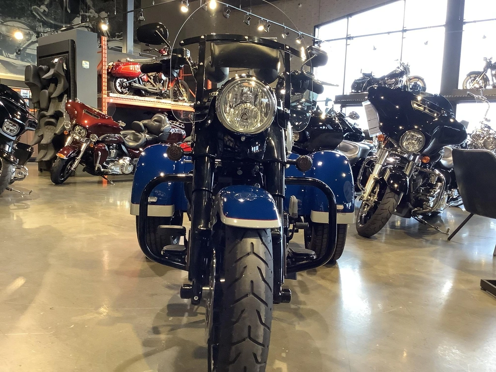 Harley-davidson Freewheeler Flrt 2023 alt
