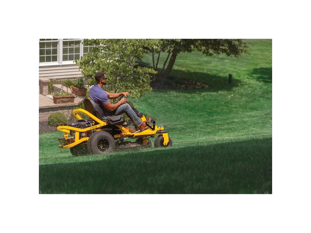 2024 Cub Cadet Ultima Zts Series Zts1 46 alt