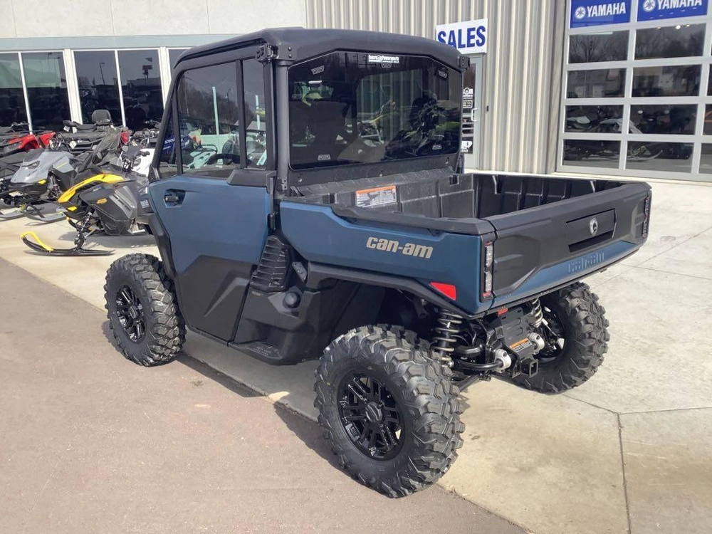 2026 Can-am Defender Limited Hd11 alt