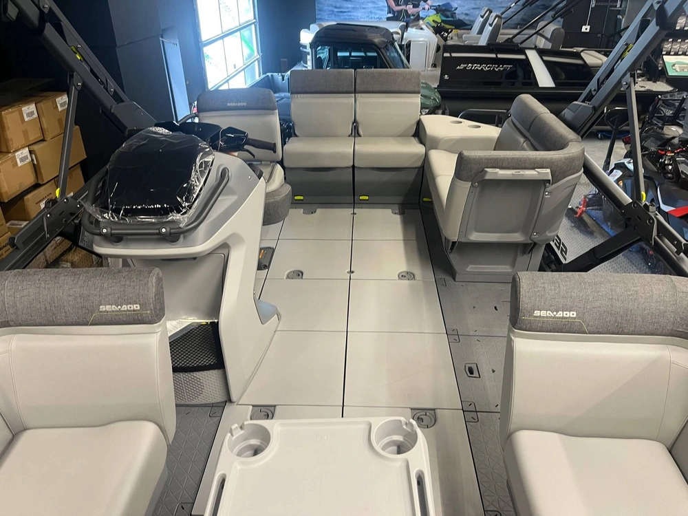 2026 Sea-doo Switch Cruise 18ft 170hp With Painted Trailer alt