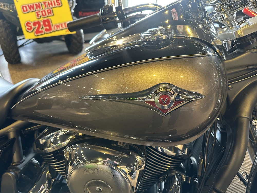 2026 Kawasaki Vulcan 900 Classic Lt alt