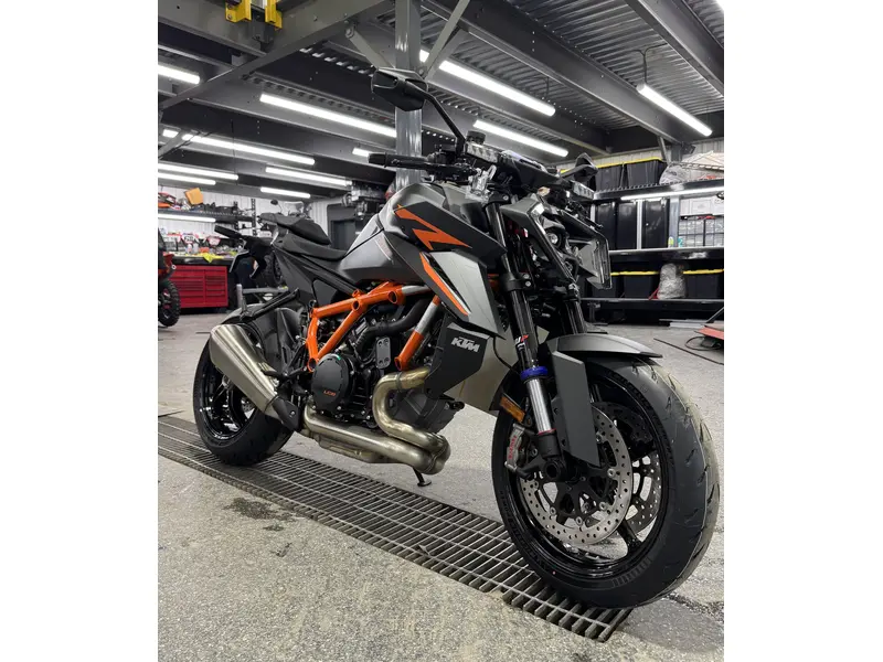 2026 KTM 1390 R EVO thumbnail 8