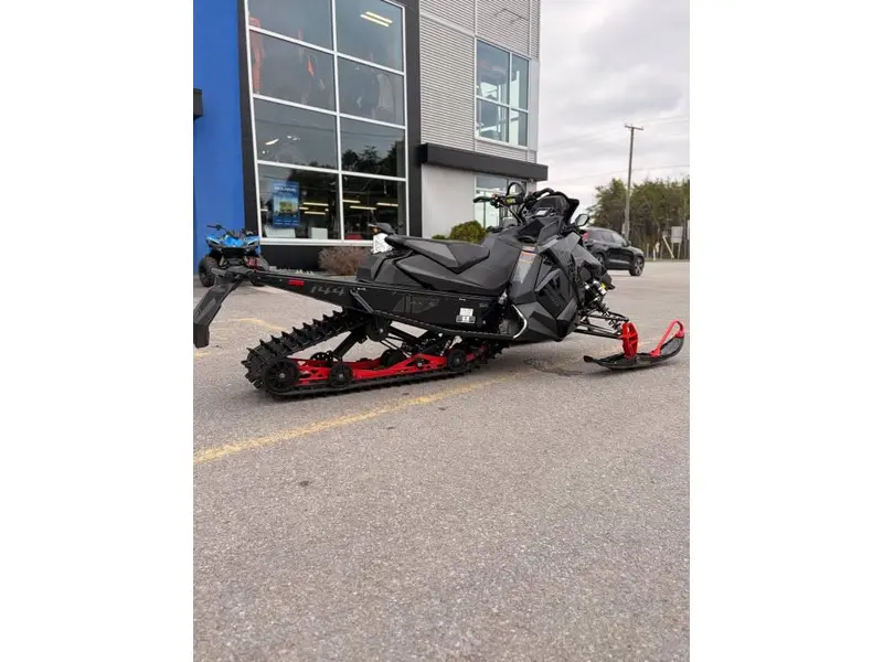 Polaris S21EEC8RS 2021