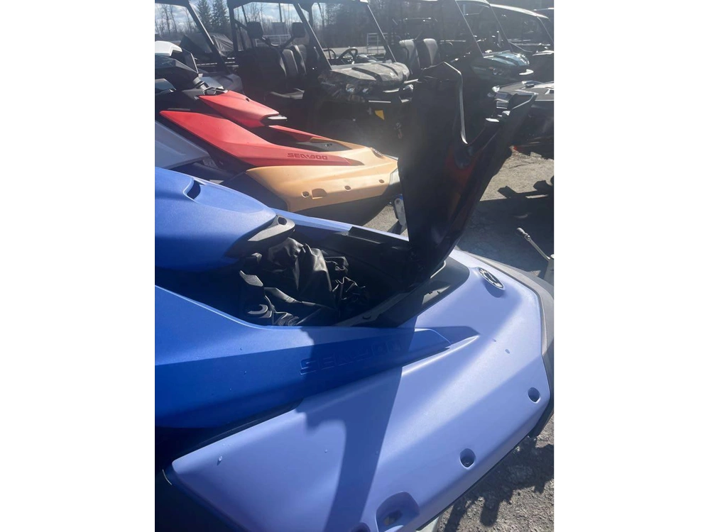 2026 Sea-doo Spark For 3 With Convenience Pkg alt