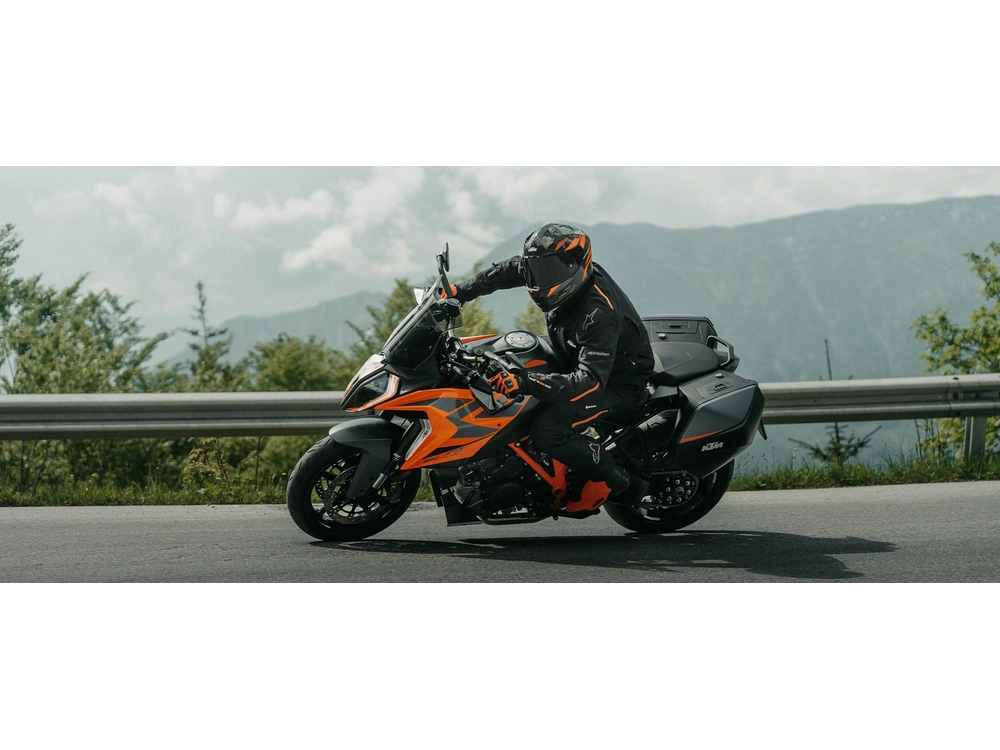 2024 Ktm 1290 Super Duke Gt Valise Inclue alt
