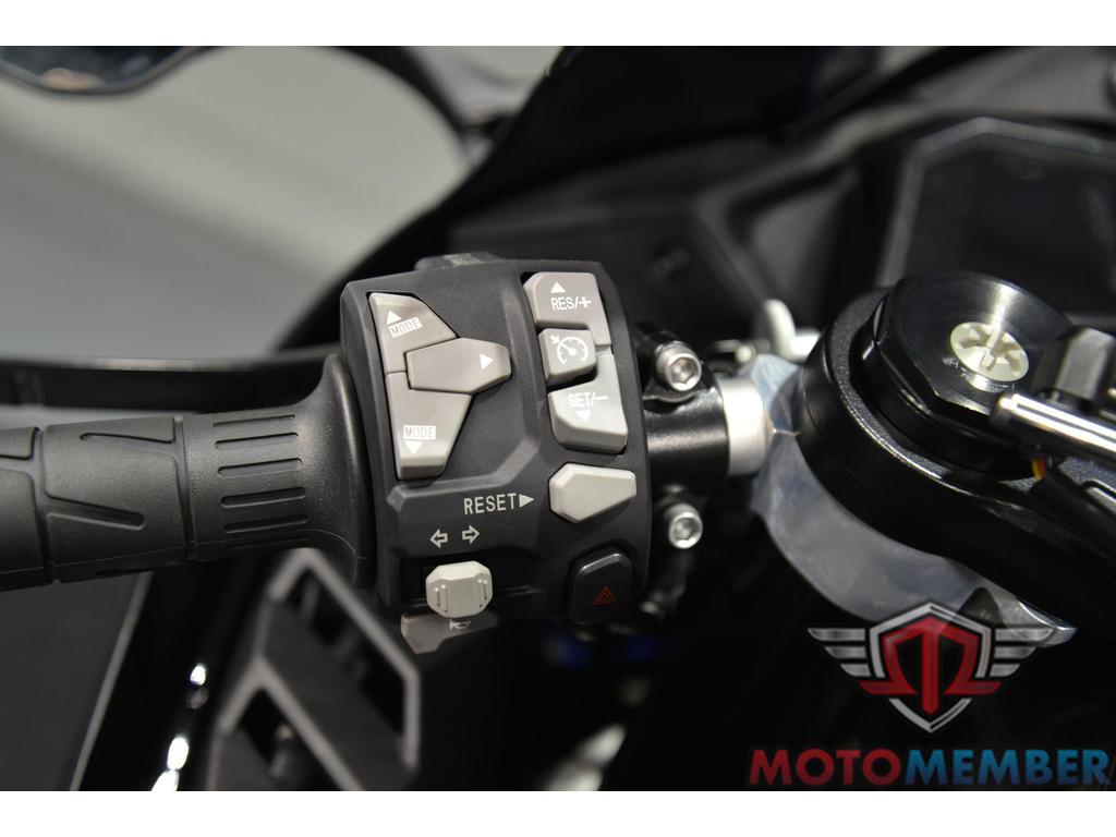 2025 Kawasaki Ninja ZX-10R Base for Sale