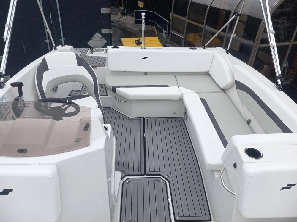 2024 Starcraft Svx 171 Ob With Mercury 90 Elpt Ct alt