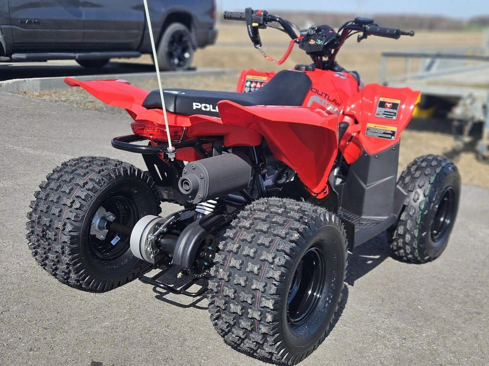 Polaris Polaris Outlaw 110 Efi 2026 alt