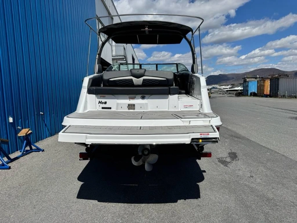 2024 Four Winns Hd8 Mercruiser 6.2l / Bravo 3 alt