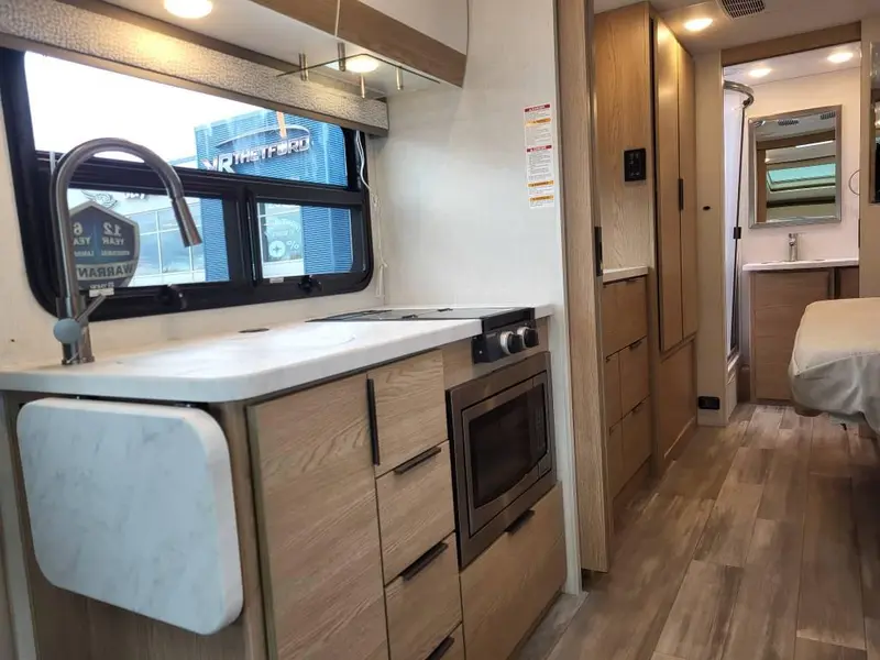 2027 Thor Compass 24JG AWD