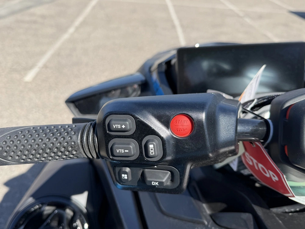 2026 Brp Rxt®-x® 325 (sound System) (canada) alt