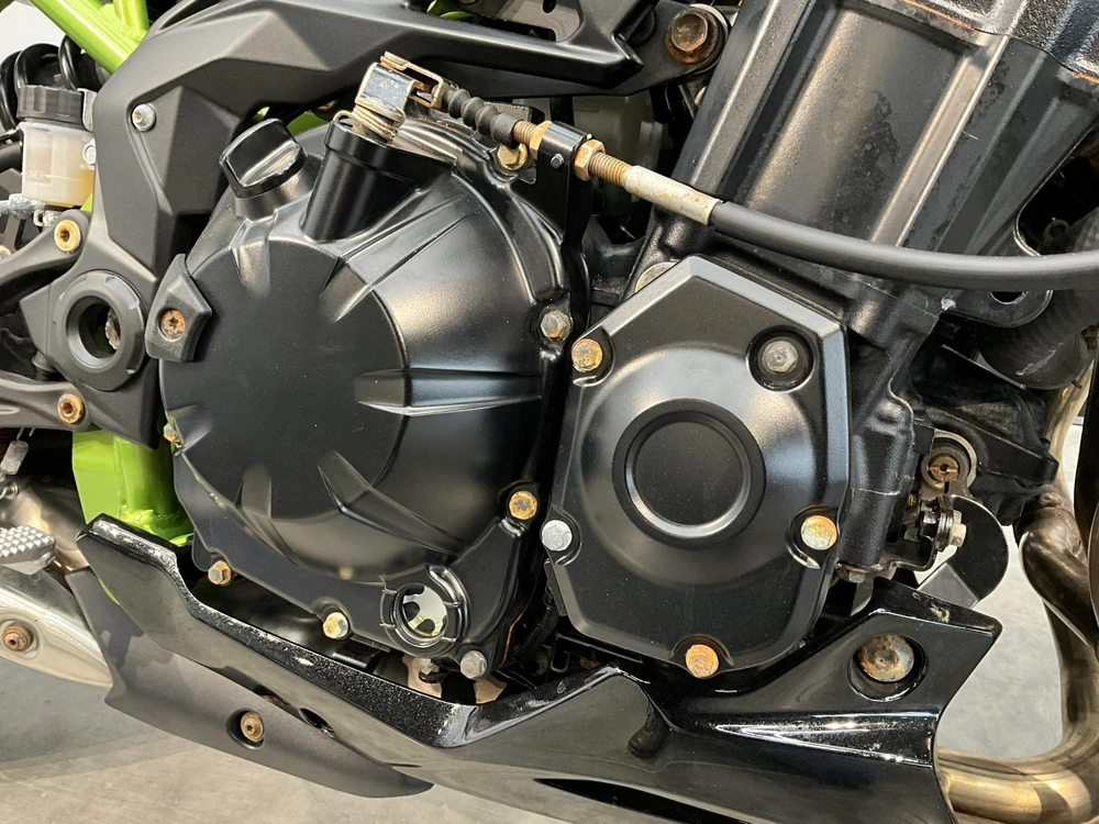 2022 Kawasaki Zr900 Se alt