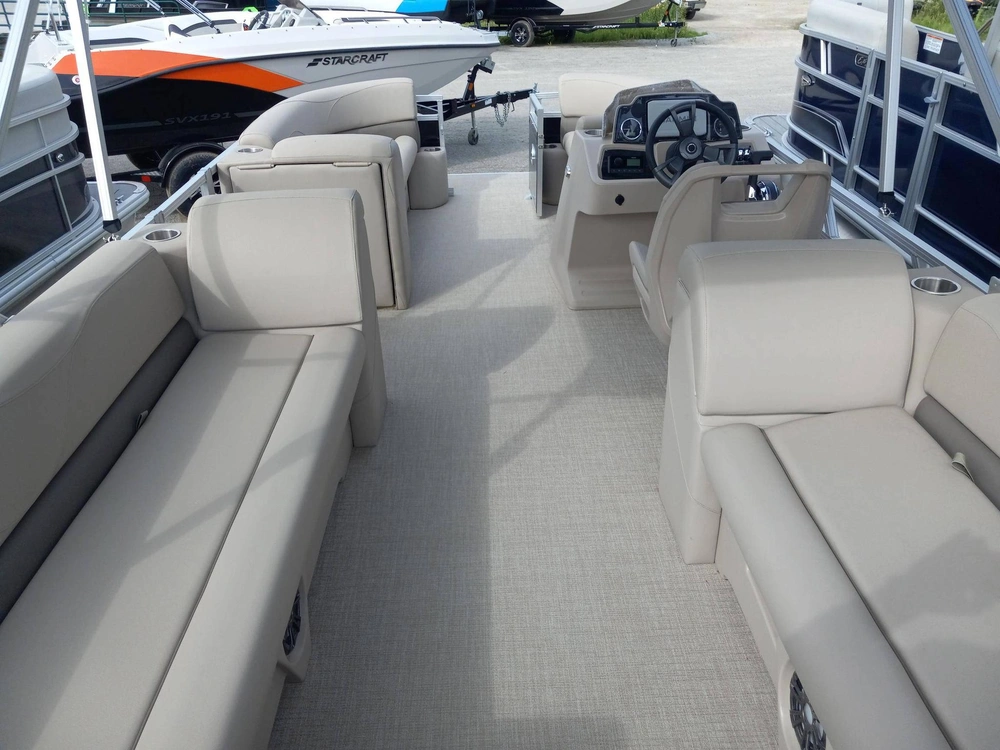 2023 Legend Q-series Le 21 Lounge W/merc 60elpt 4-stroke alt