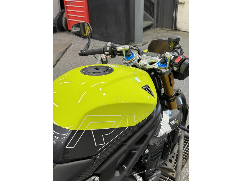 2026 Triumph Speed Triple 1200 Rx alt