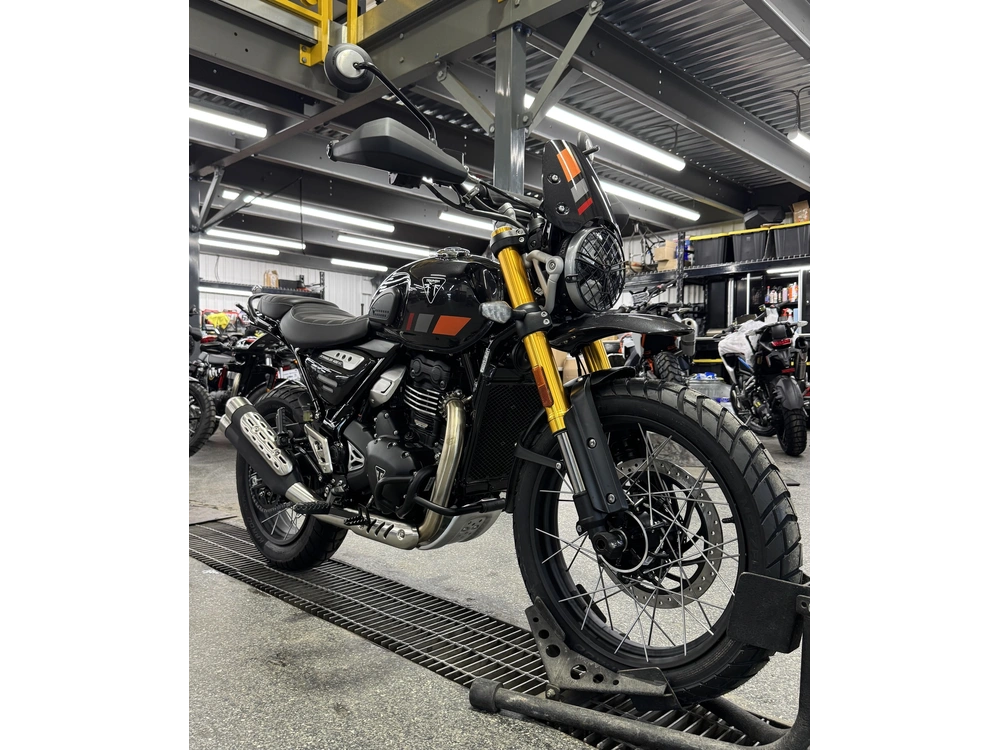 2026 Triumph Scrambler 400 Xc Gri alt