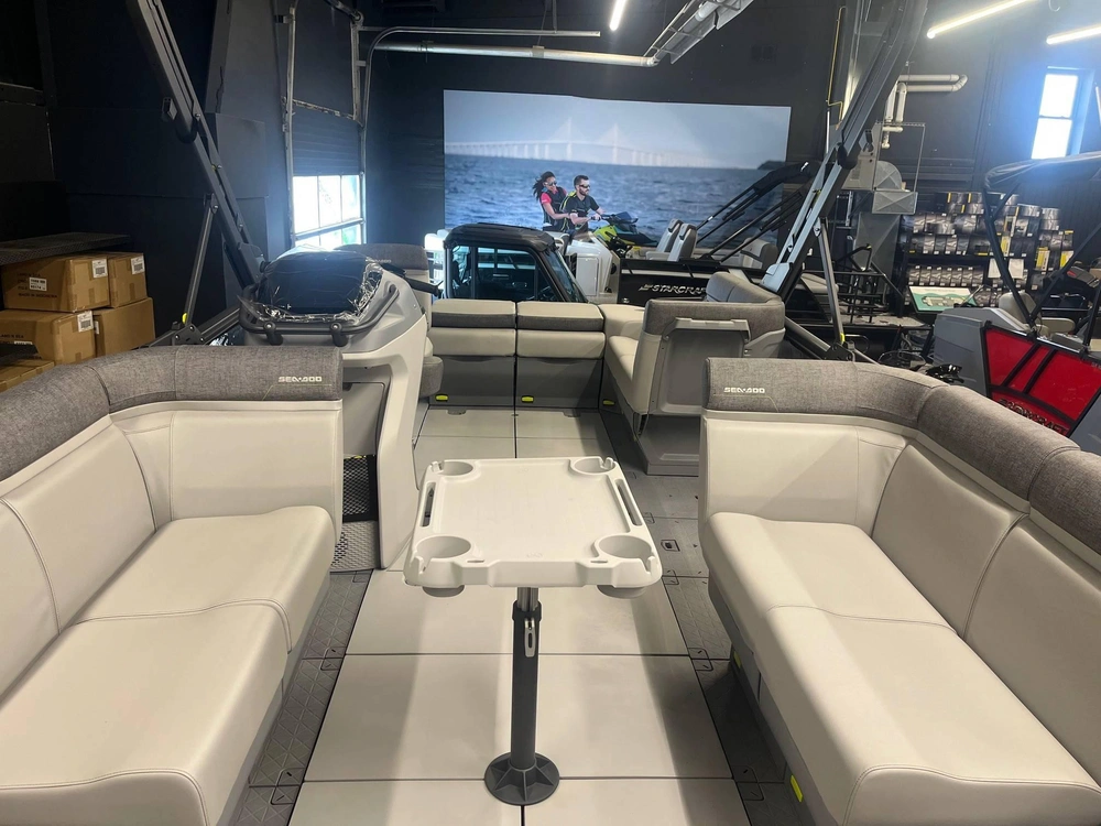 2026 Sea-doo Switch Cruise 18ft 170hp With Painted Trailer alt