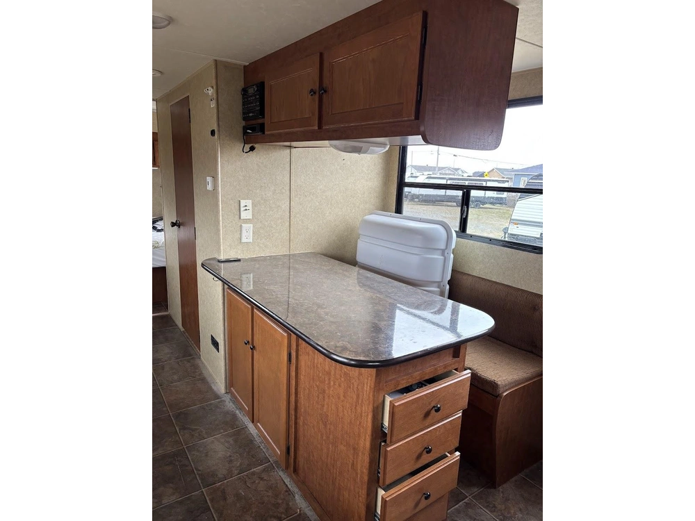 Skyline Nomad 253 2013 alt
