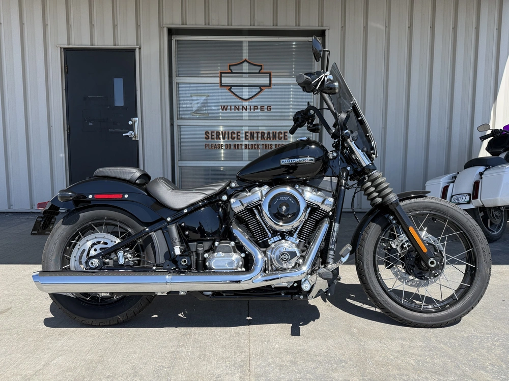 2025 Harley-davidson Street Bob *new Bike. Clearance Price.* alt