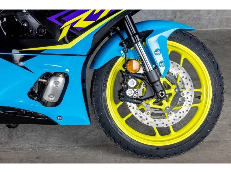 Yamaha Yamaha R7 2026 alt