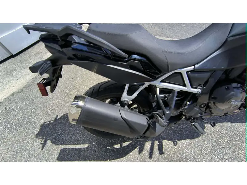 2024 Suzuki V-STROM 800 thumbnail 6