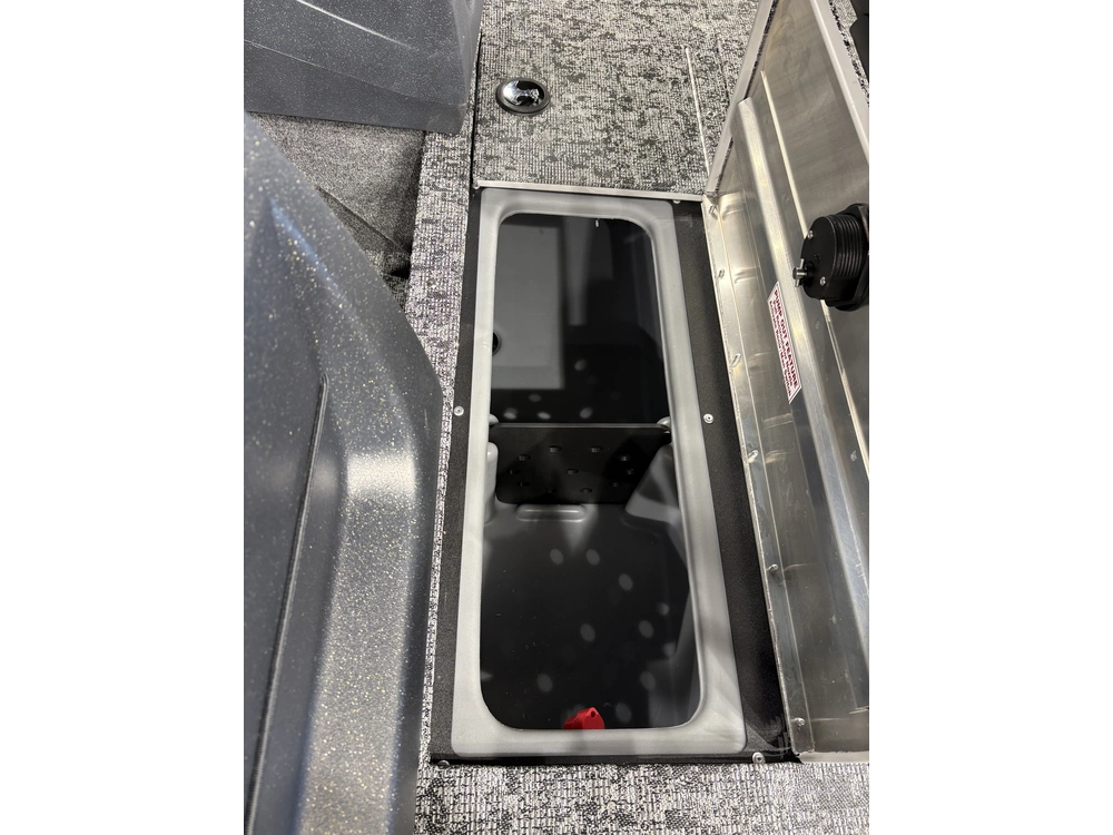 2026 Tracker Pro Guide V16 Wt 90 Elpt alt