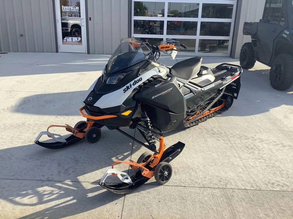 2026 Ski-doo Backcountry™ Adrenaline® 600r E-tec® 146 1.5 alt