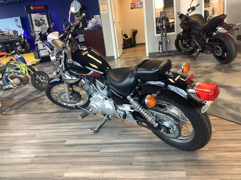 2025 Yamaha V Star 250 alt