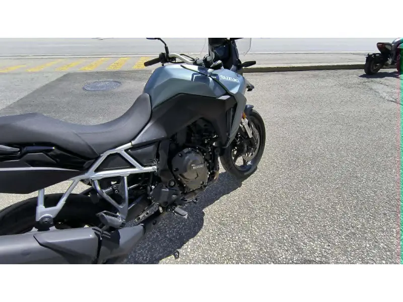 2024 Suzuki V-STROM 800 thumbnail 5