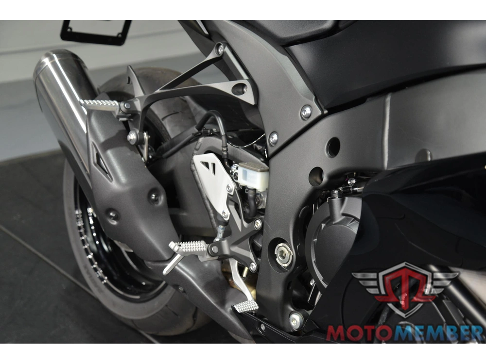2025 Kawasaki Ninja® Zx™-10r alt