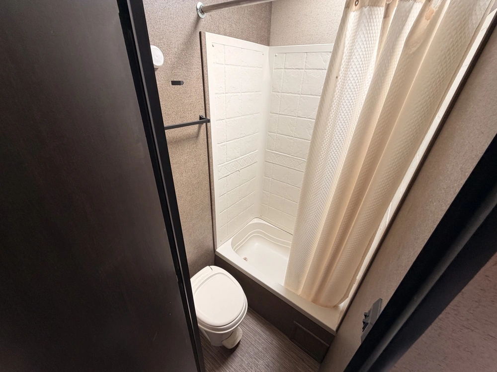 2015 Jayco Octane 26y alt