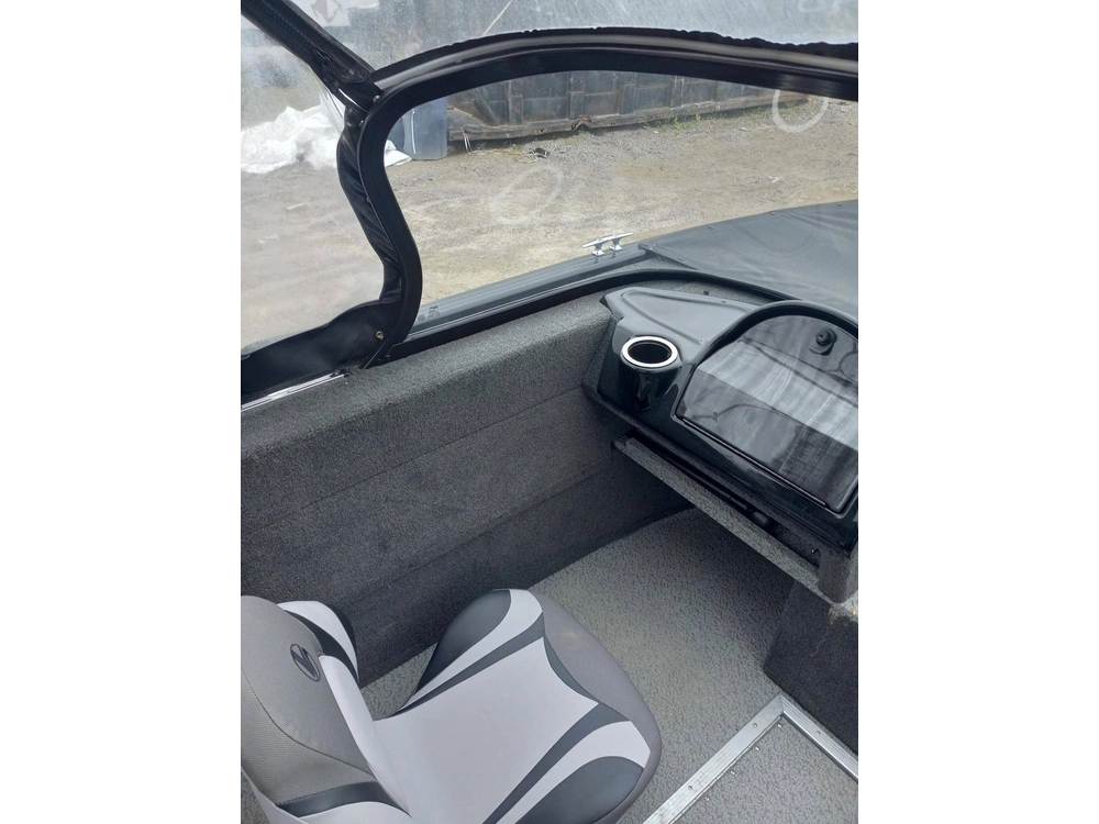 2023 Legend 18 Xte Sport With Mercury 90 Elpt 4-stroke And Glide-on Trailer alt