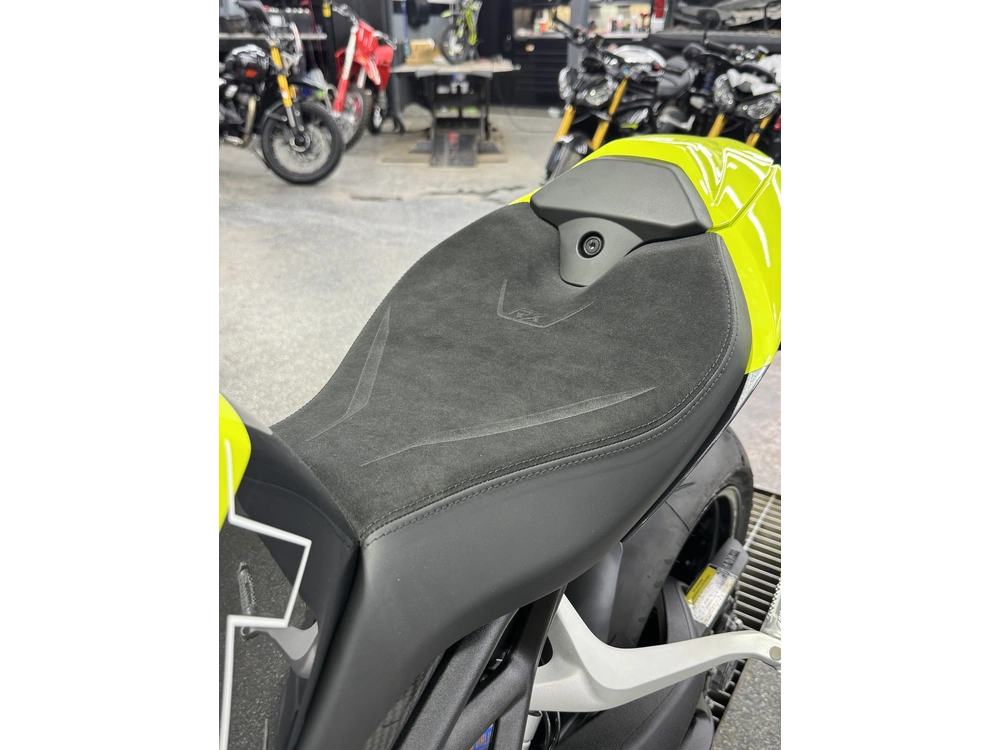 2026 Triumph Speed Triple 1200 Rx alt