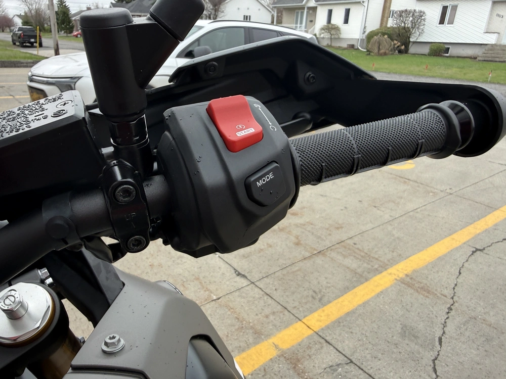 2026 Yamaha Tenere 700 alt