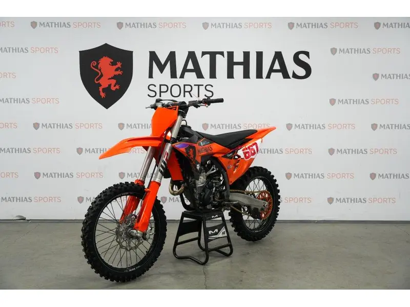 2025 KTM 250 SX-F thumbnail 4