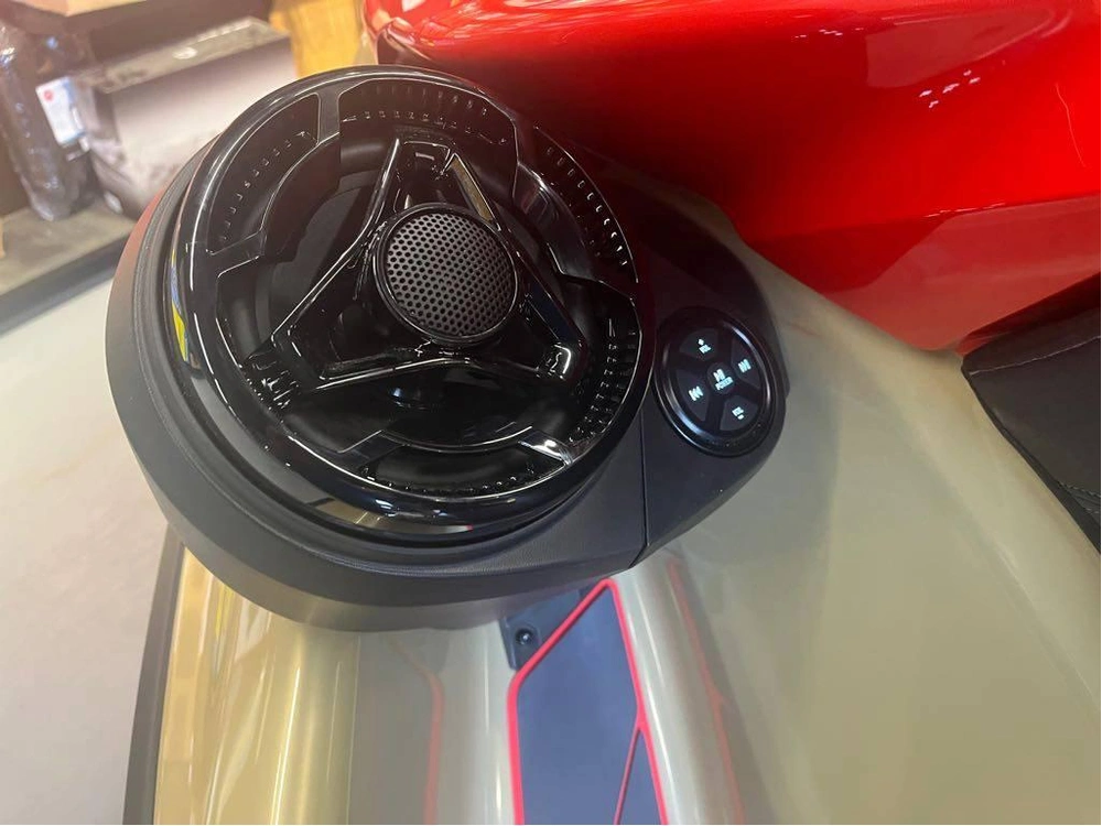2025 Sea-doo Rxp X 325 With Audio alt