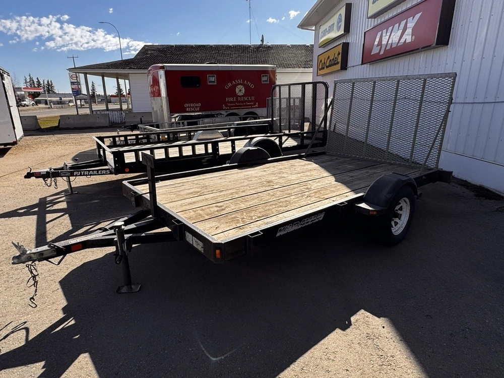 2016 Karavan 77" X 12' Utility Trailer alt