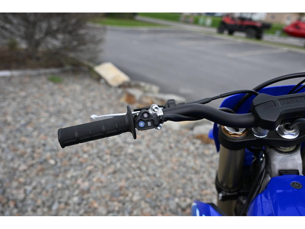 2025 Yamaha Yz450fx alt