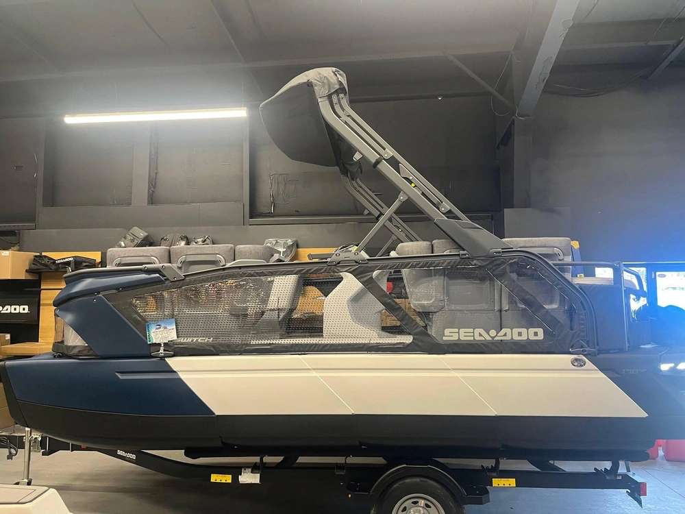 2026 Sea-doo Switch Cruise 18ft 170hp With Painted Trailer alt
