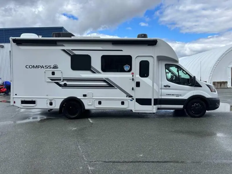 2027 Thor Compass 24JG AWD