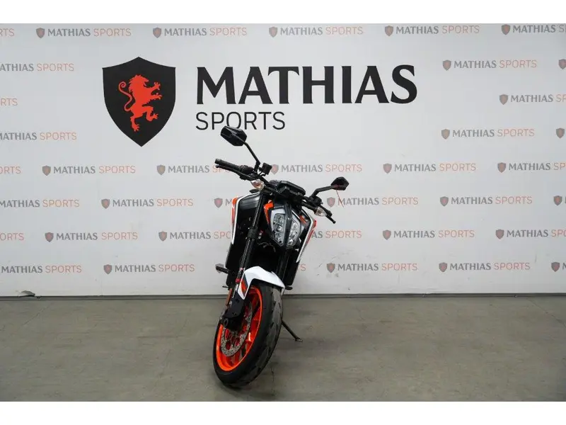 2020 KTM DUKE 890R thumbnail 3