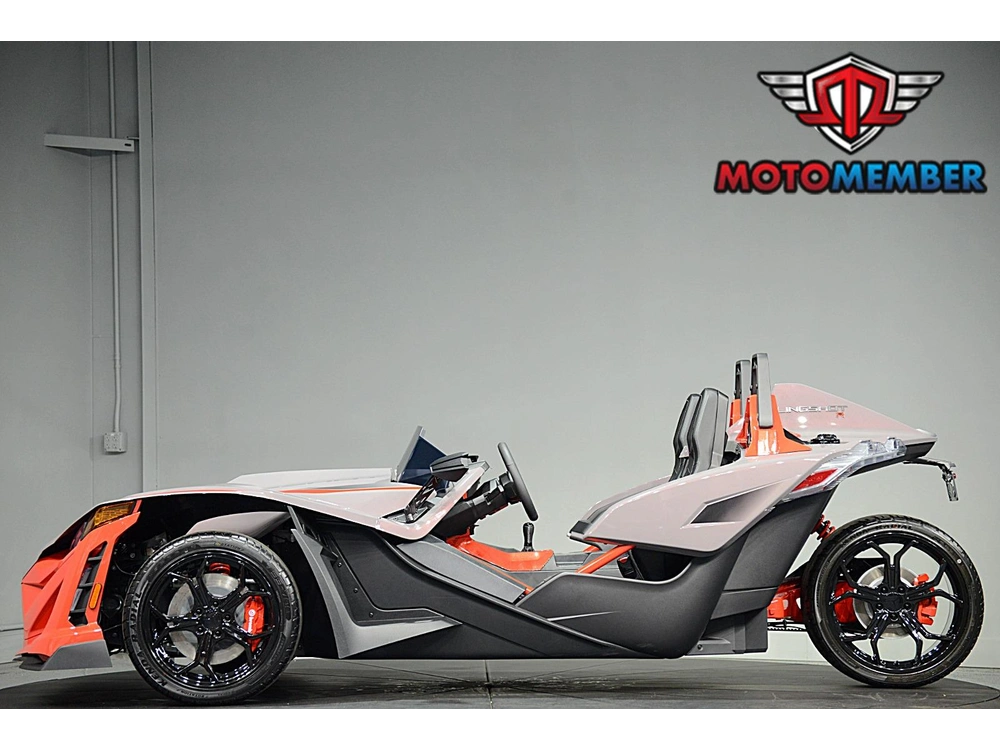 2026 Slingshot R Manual alt