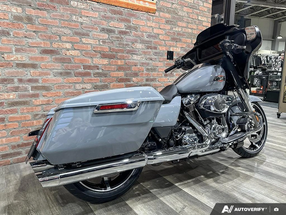 2026 Harley-davidson Street Glide alt